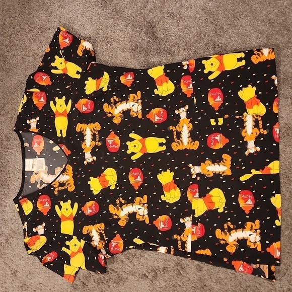 Disney Medical Scrub Top - Picture 1 of 3